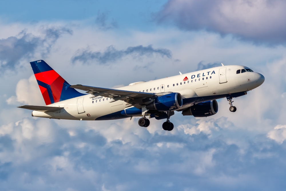 Amex GBT and Delta Air Lines reinforce long-term partnership Amex GBT and Delta Air Lines reinforce long-term partnership