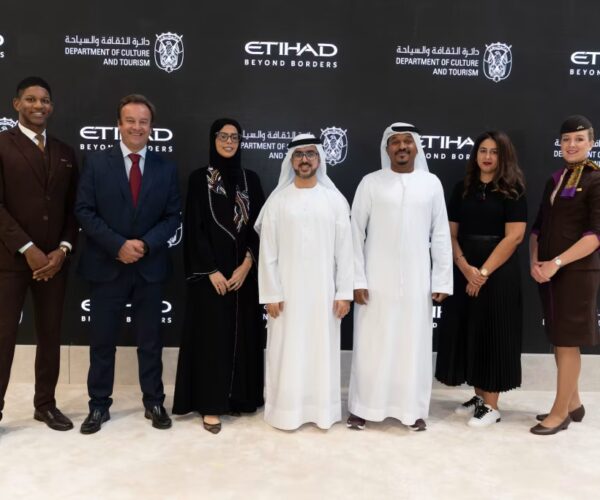 Etihad Airways and the DCT Abu Dhabi celebrate success of ‘Abu Dhabi Stopover Programme’